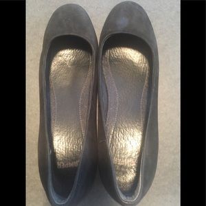 CAMPER suede flats in black